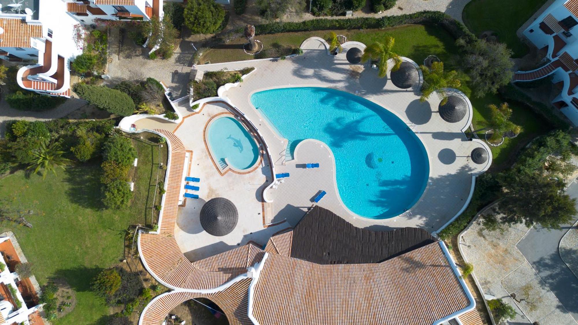אלבופיירה Seacoast Retreat With Pool And Beach Access By Drago Rentals מראה חיצוני תמונה