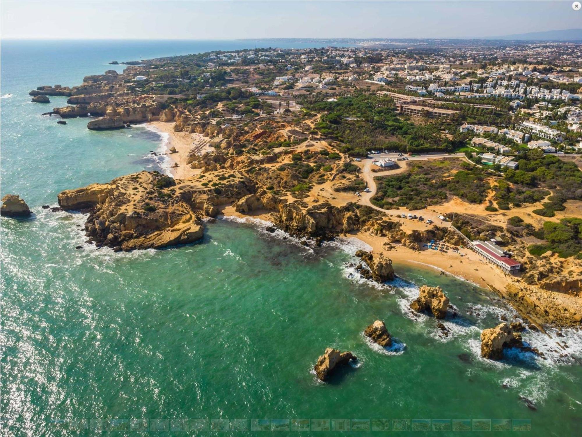 אלבופיירה Seacoast Retreat With Pool And Beach Access By Drago Rentals מראה חיצוני תמונה